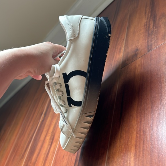 Salvatore Feraggamo Leather Sneakers - Picture 3 of 8